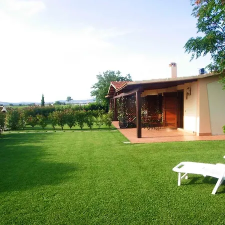 Apartment With Terrace In 28 M² + Parking Included *